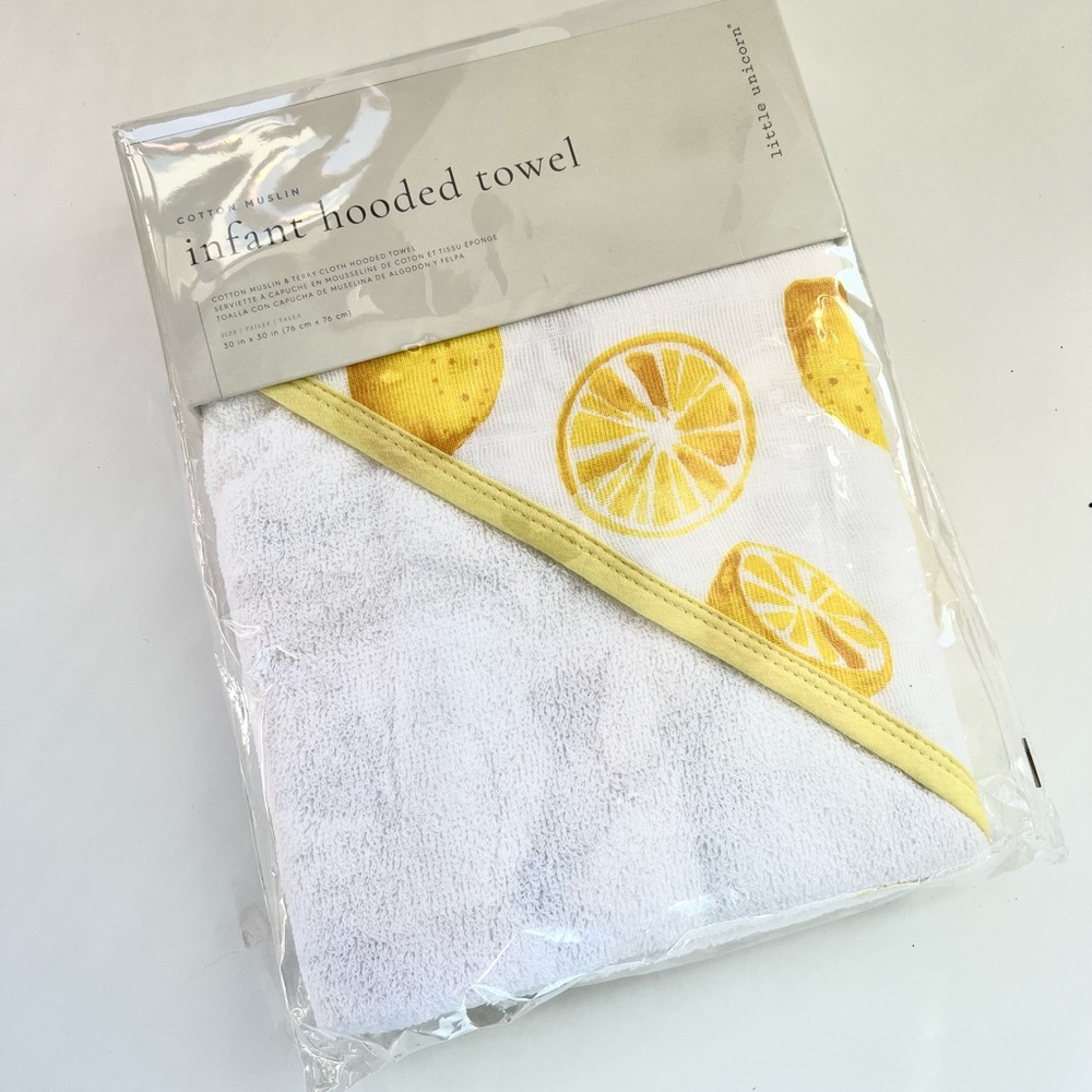 NWT Little Unicorn Lemon Print Hooded Towel for infants